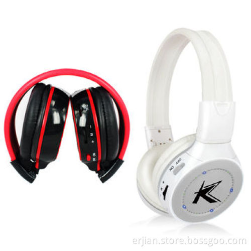 Flash MP3 with USB Ports, Hot-selling in 2014 HK Fair with Functions of FM/Card Reader/Mic/Wired